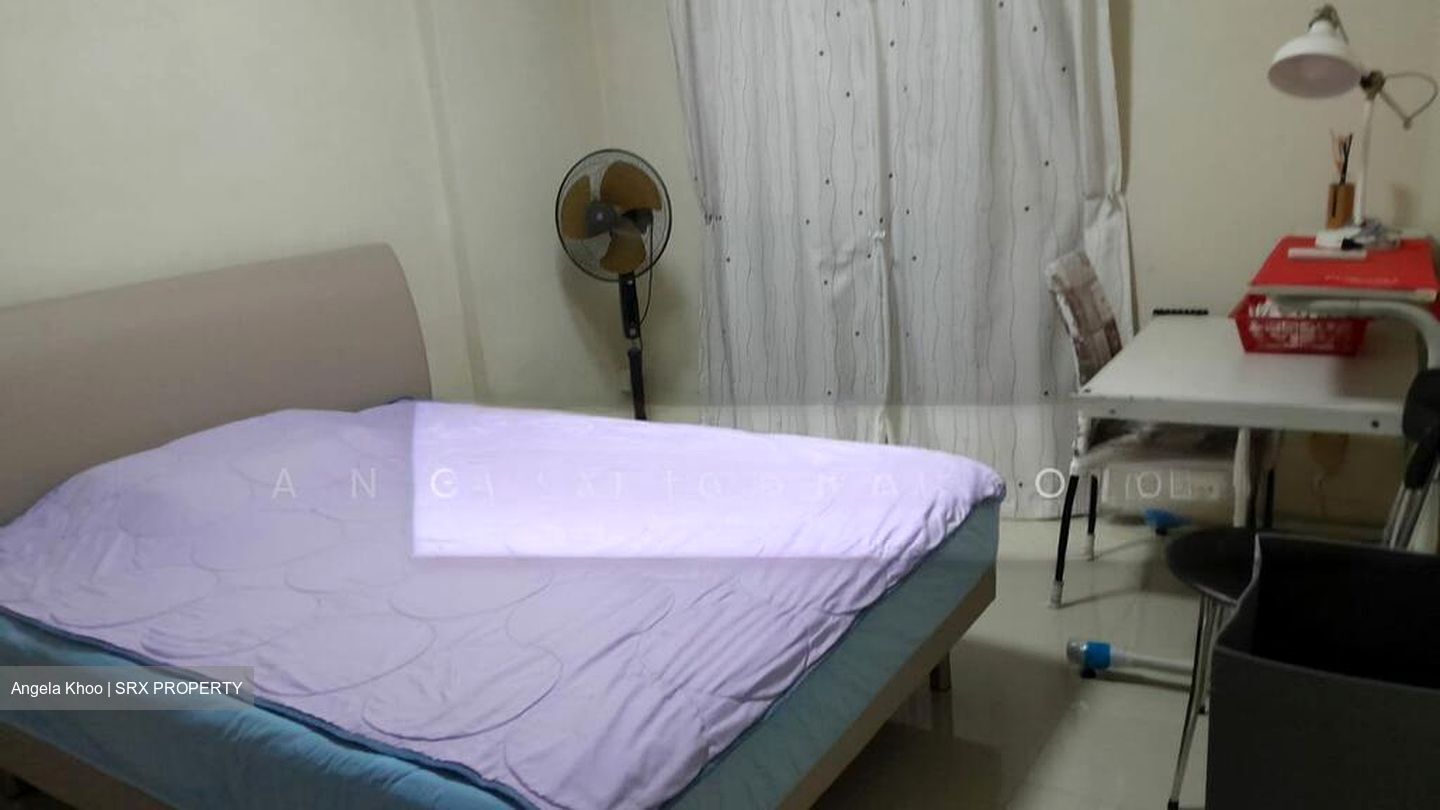 Blk 243 Jurong East Street 24 (Jurong East), HDB 3 Rooms #488773811